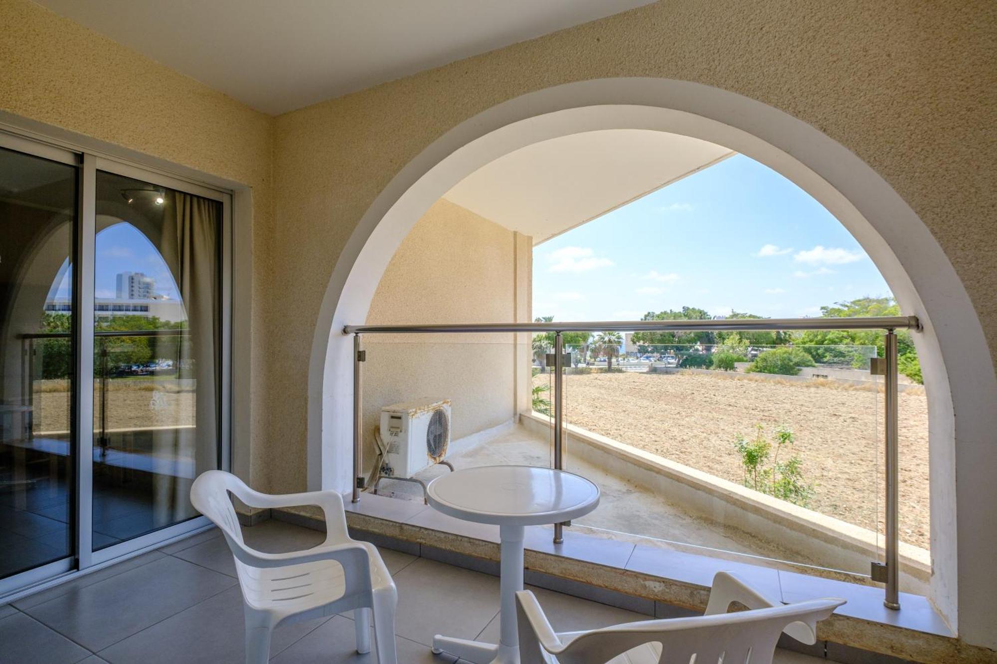 Aparthotel Pandream 3*